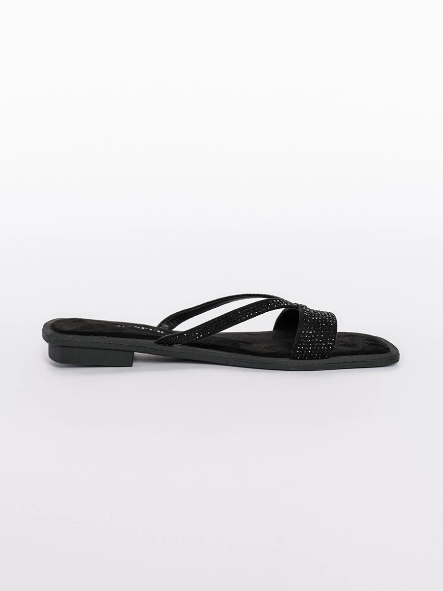 Пантолеты черного цвета на венском каблуке